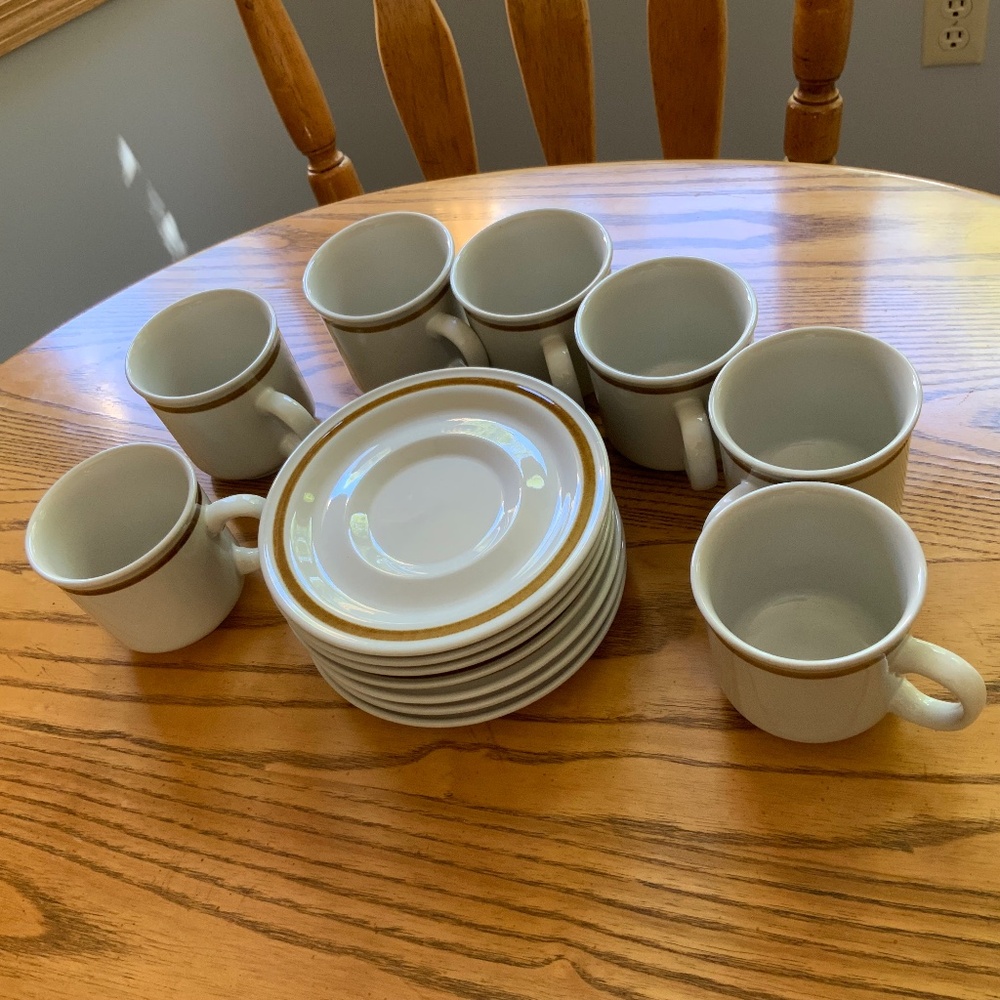 Vintage Set of 7 Stoneware Cups and Saucers Cream and Brown - Picture 2 of 7